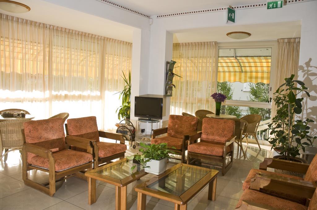 Hotel Donatello Cesenatico Εξωτερικό φωτογραφία