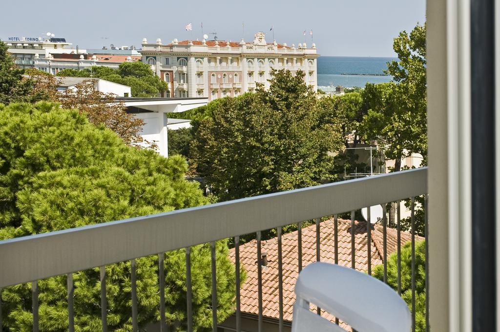 Hotel Donatello Cesenatico Εξωτερικό φωτογραφία